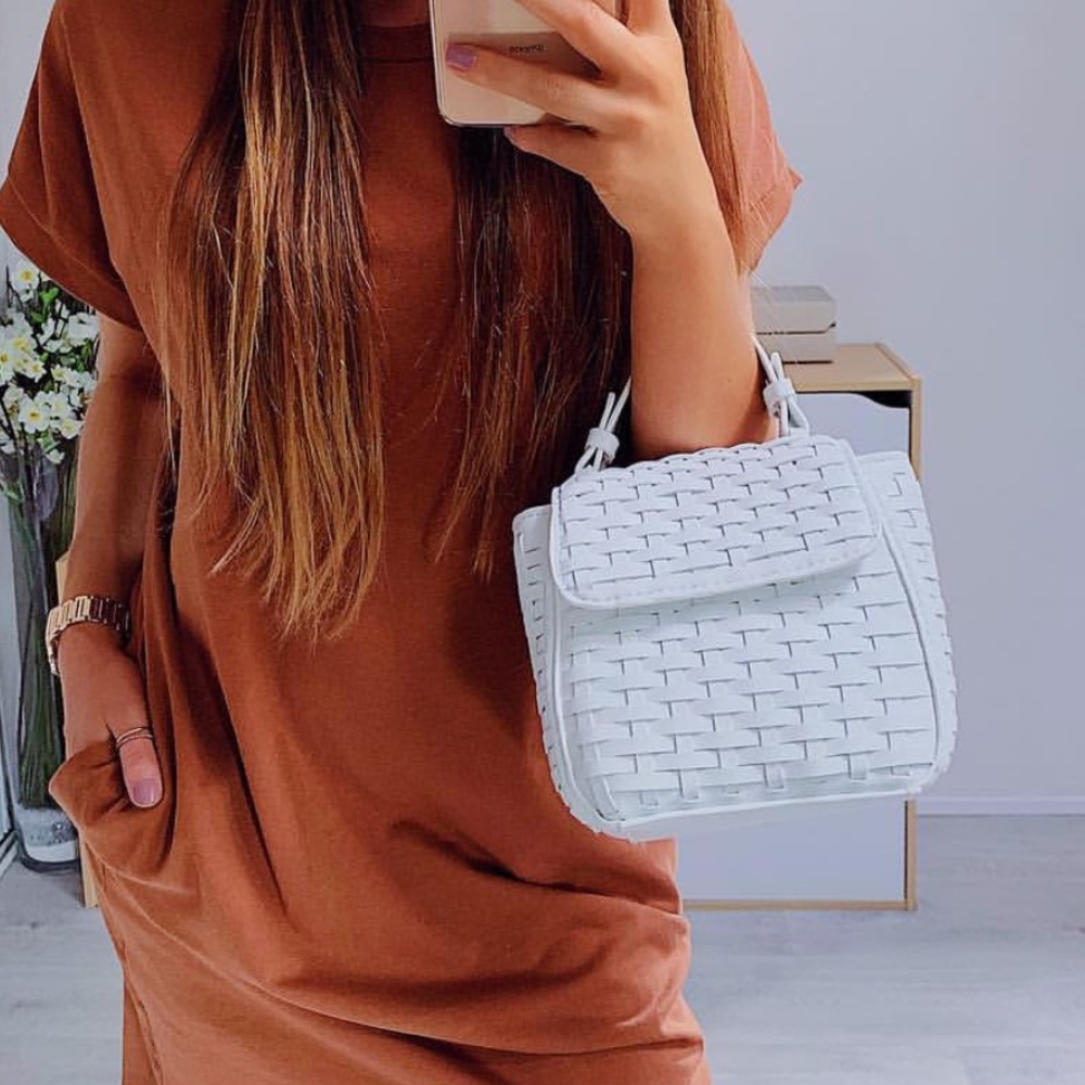 Last🔥Zara woven bag, bloggers fav - Picture 2 of 8